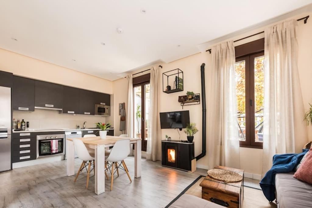 Atico Con Terraza Y Chimenea Junto A Universidad Αλκαλά ντε Ενάρες Εξωτερικό φωτογραφία